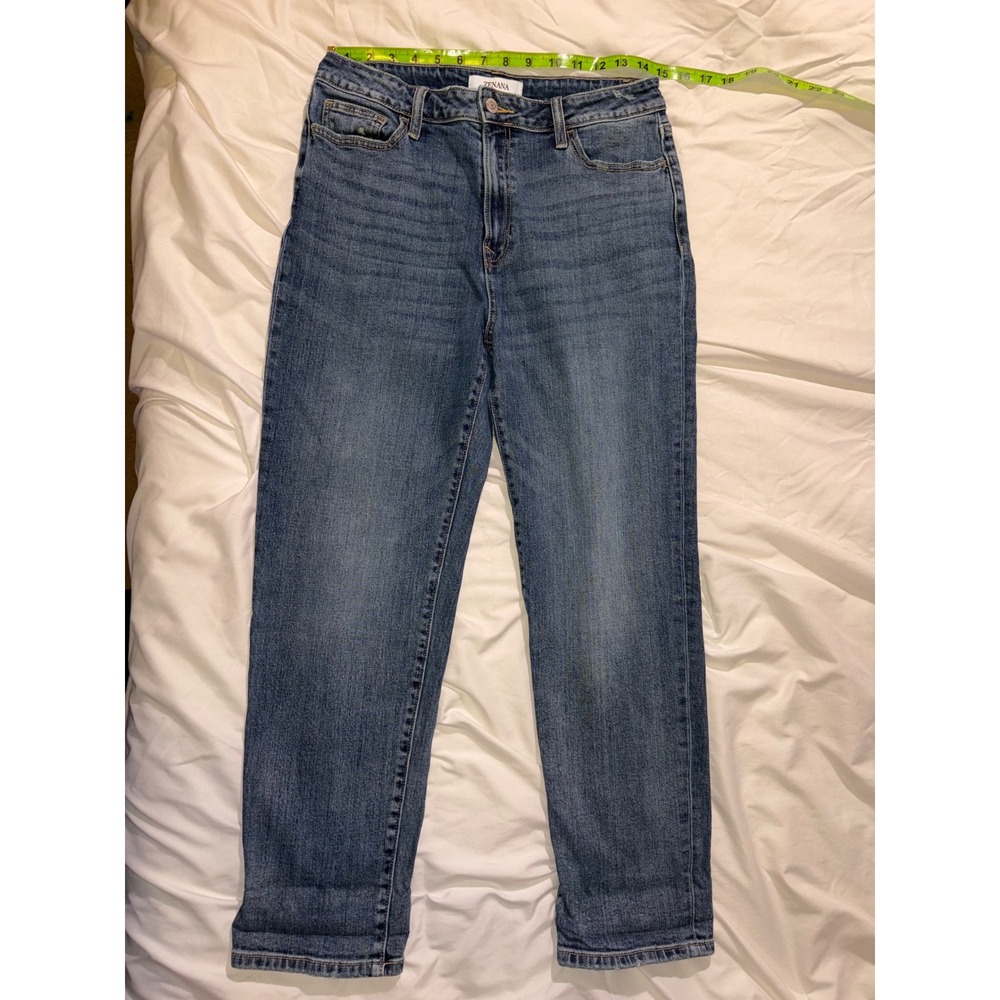 Zenana Womens Size 29 Medium Wash Distressed Straight Leg High Rise Jeans T10-11